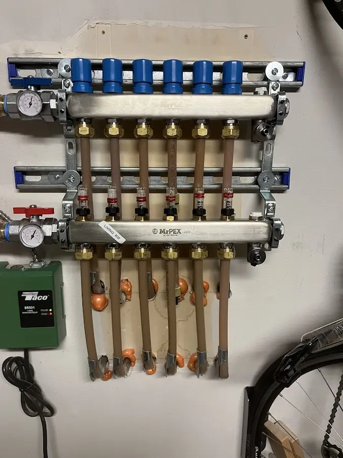 Plumber performing Sink Repair at a residential property in Orosi